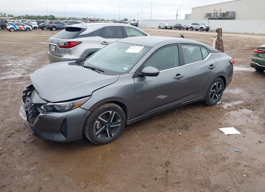 Photo 2 of 2024 Nissan Sentra SV XTRONIC CVT (VIN 3N1AB8CV5RY353182)