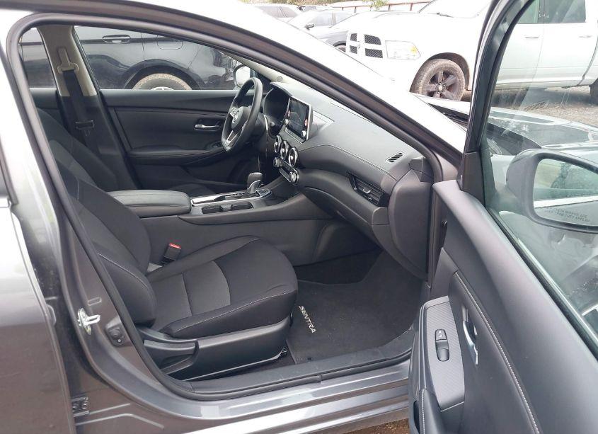 Photo 5 of 2024 Nissan Sentra SV XTRONIC CVT (VIN 3N1AB8CV5RY353182)