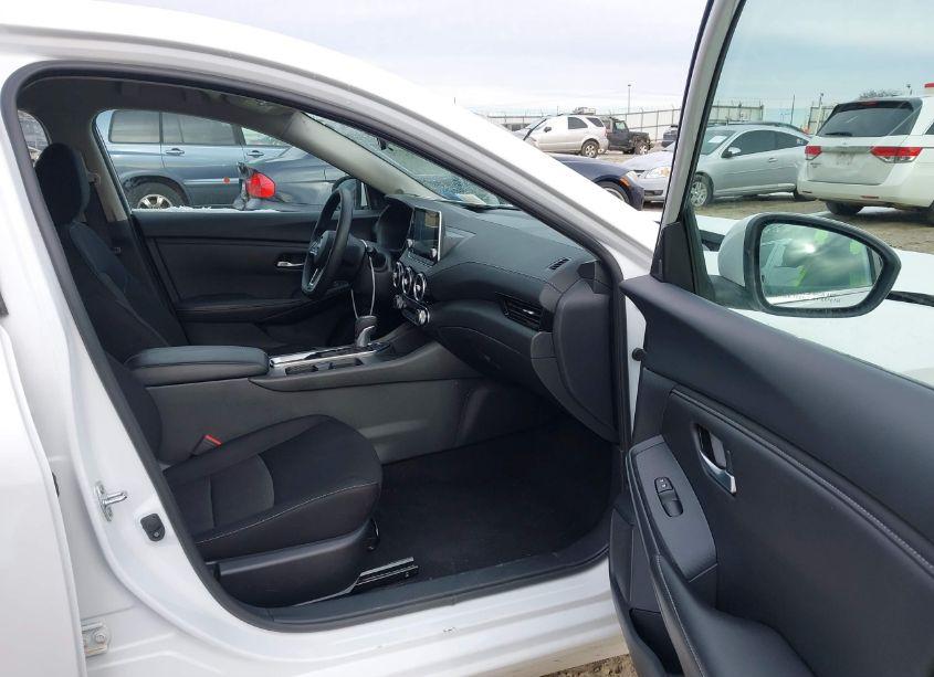 Photo 5 of 2024 Nissan Sentra SV XTRONIC CVT (VIN 3N1AB8CV5RY365784)