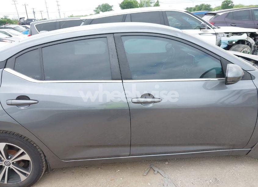 Photo 13 of 2020 Nissan Sentra SV XTRONIC CVT (VIN 3N1AB8CV6LY238047)