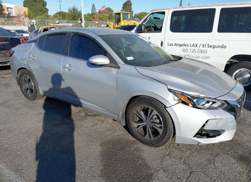 2020 Nissan Sentra SV XTRONIC CVT (VIN 3N1AB8CV6LY280766) main photo