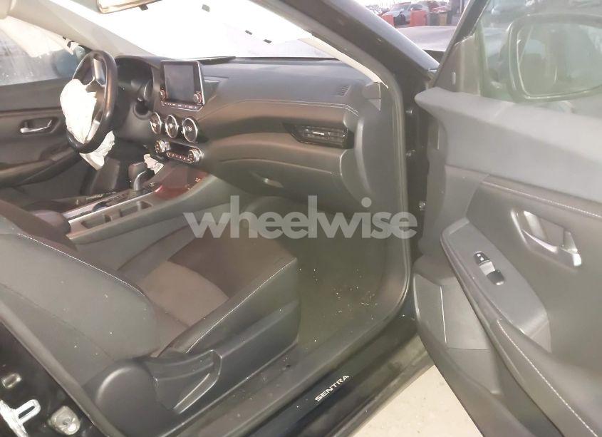 Photo 5 of 2021 Nissan Sentra SV XTRONIC CVT (VIN 3N1AB8CV6MY203140)