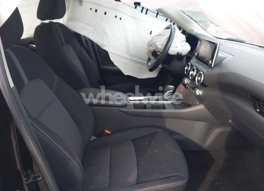 Photo 5 of 2021 Nissan Sentra SV XTRONIC CVT (VIN 3N1AB8CV6MY256825)