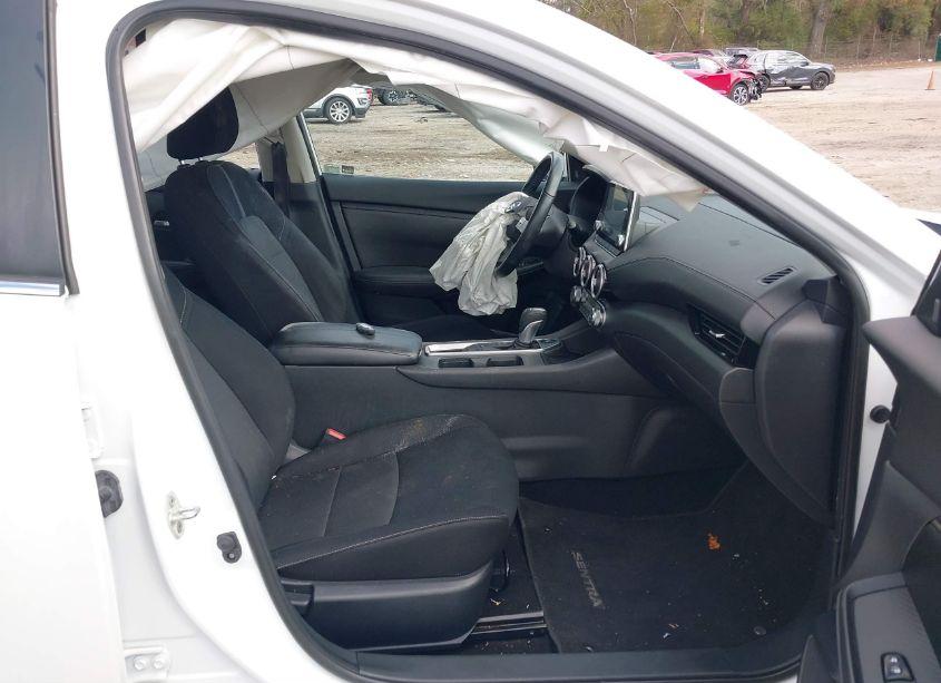 Photo 5 of 2021 Nissan Sentra SV XTRONIC CVT (VIN 3N1AB8CV6MY299318)