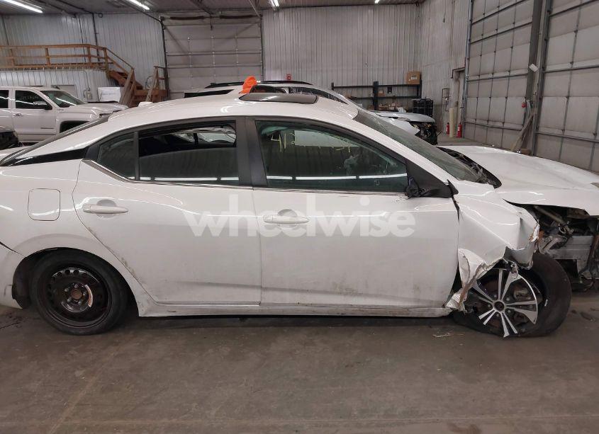 Photo 13 of 2022 Nissan Sentra SV XTRONIC CVT (VIN 3N1AB8CV6NY244580)