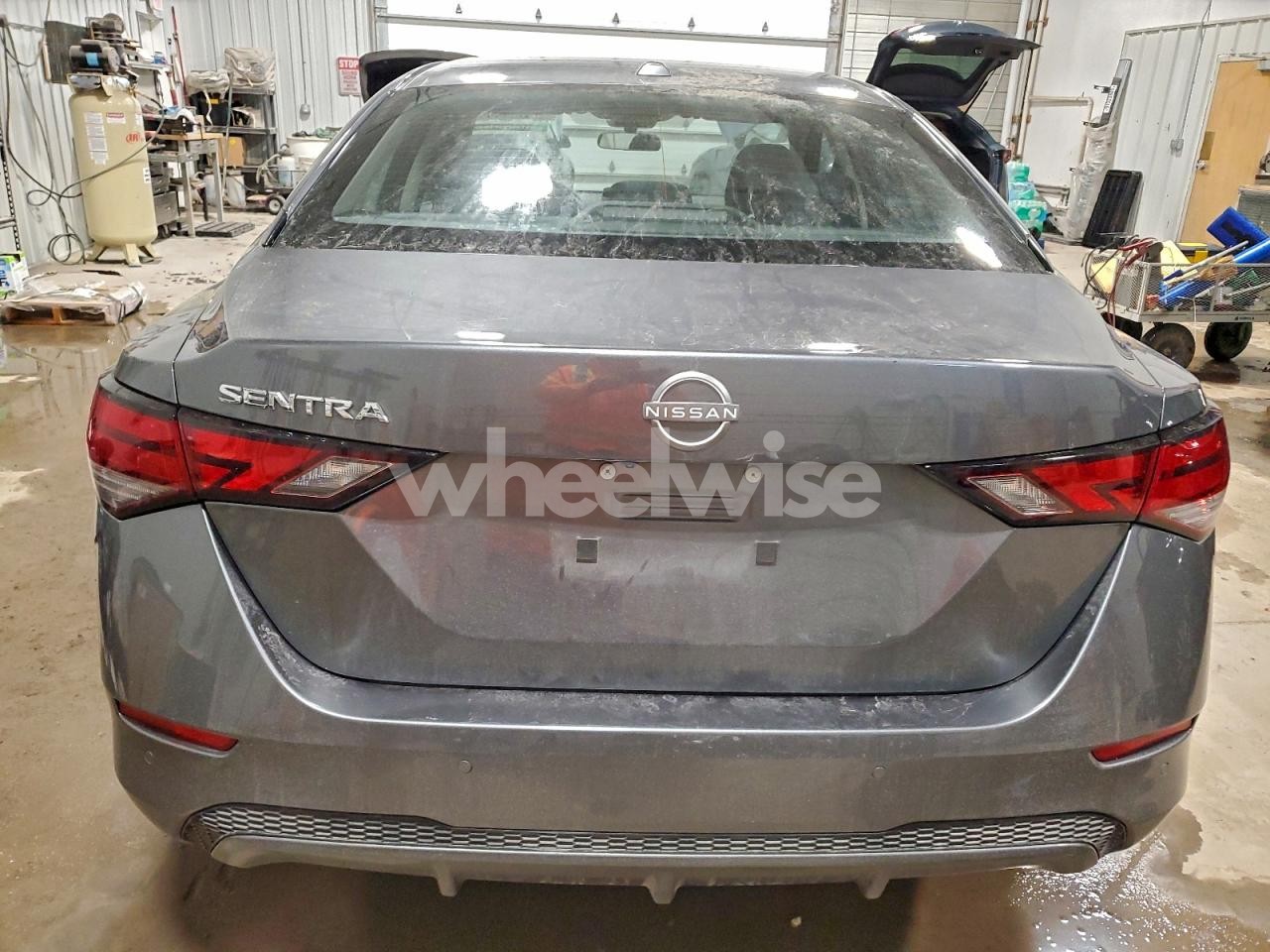 Photo 6 of 2025 NISSAN SENTRA SV (VIN 3N1AB8CV6NY290359)