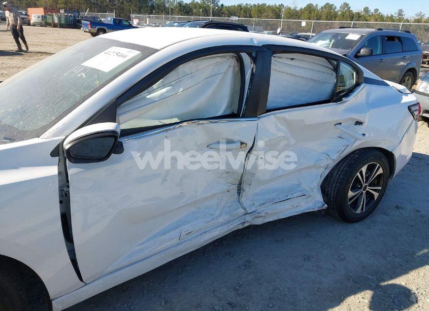 Photo 6 of 2022 Nissan Sentra SV XTRONIC CVT (VIN 3N1AB8CV6NY292483)