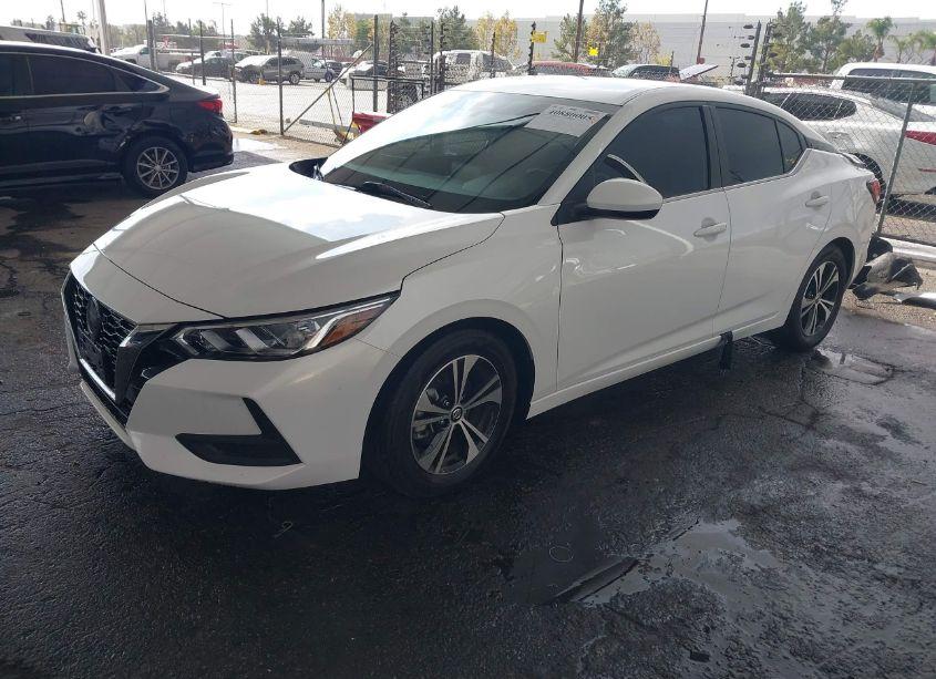 Photo 2 of 2022 Nissan Sentra SV XTRONIC CVT (VIN 3N1AB8CV6NY314417)