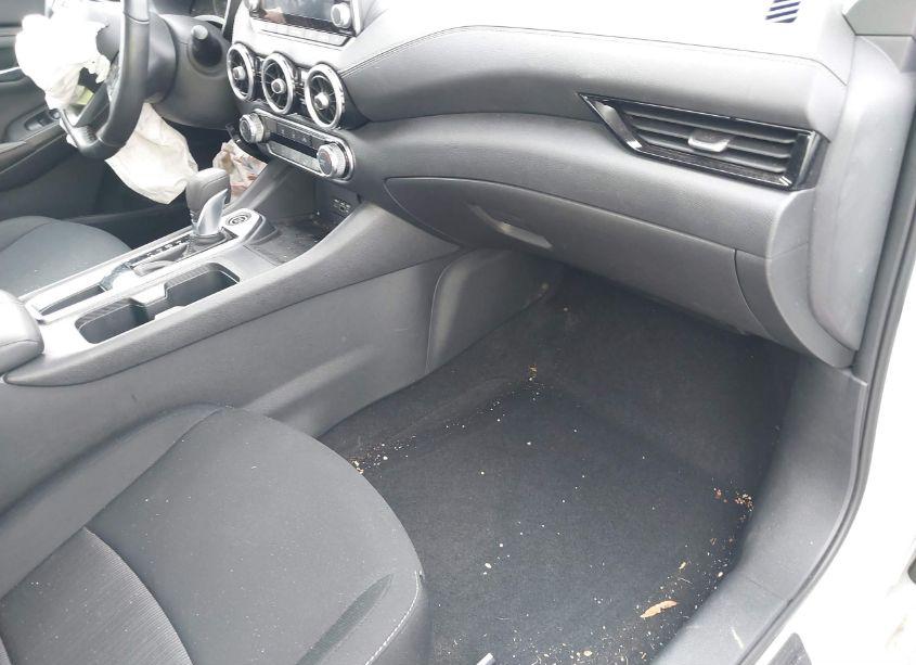 Photo 5 of 2022 Nissan Sentra SV XTRONIC CVT (VIN 3N1AB8CV6NY318306)