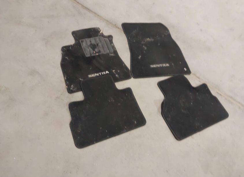 Photo 12 of 2023 Nissan Sentra SV XTRONIC CVT (VIN 3N1AB8CV6PY243643)