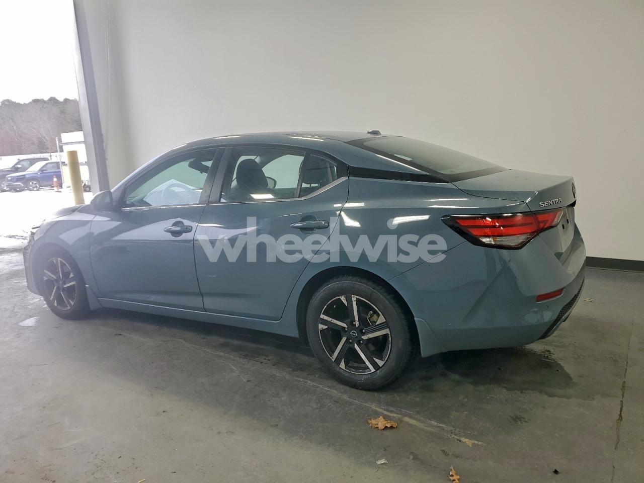 Photo 2 of 2024 NISSAN SENTRA SV (VIN 3N1AB8CV6RY202397)