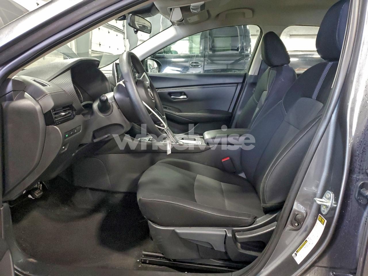 Photo 7 of 2024 NISSAN SENTRA SV (VIN 3N1AB8CV6RY216820)