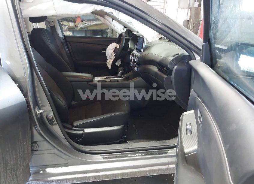 Photo 5 of 2024 Nissan Sentra SV XTRONIC CVT (VIN 3N1AB8CV6RY224920)