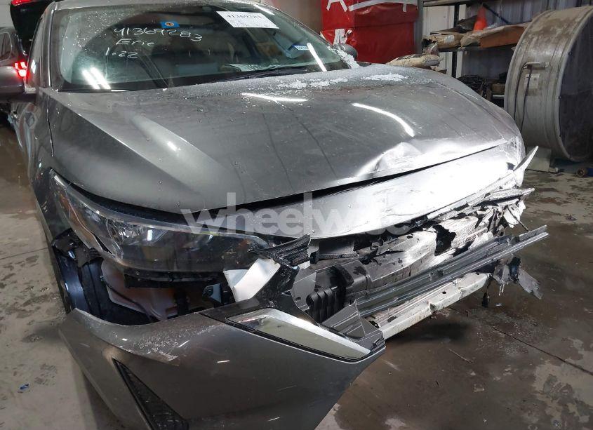 Photo 6 of 2024 Nissan Sentra SV XTRONIC CVT (VIN 3N1AB8CV6RY224920)