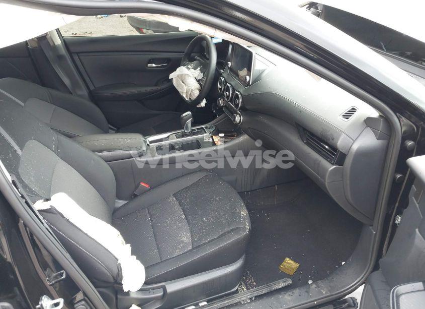 Photo 5 of 2024 Nissan Sentra SV XTRONIC CVT (VIN 3N1AB8CV6RY241619)