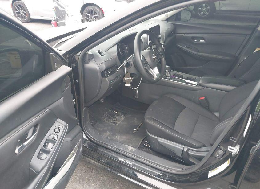 Photo 5 of 2024 Nissan Sentra SV XTRONIC CVT (VIN 3N1AB8CV6RY249719)