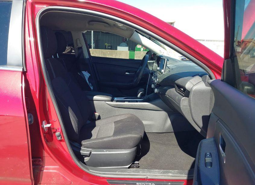 Photo 5 of 2024 Nissan Sentra SV XTRONIC CVT (VIN 3N1AB8CV6RY257822)