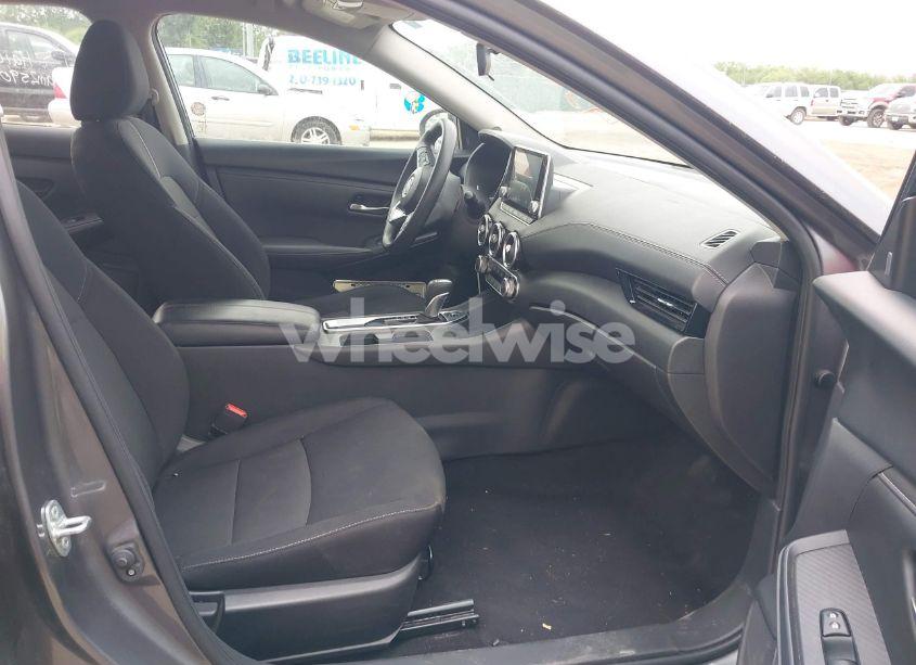 Photo 5 of 2024 Nissan Sentra SV XTRONIC CVT (VIN 3N1AB8CV6RY264544)