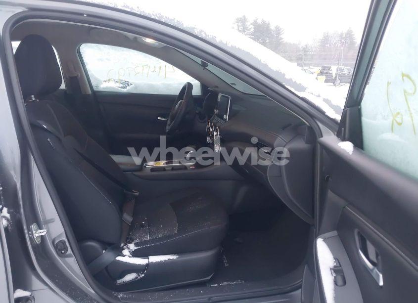 Photo 5 of 2024 Nissan Sentra SV XTRONIC CVT (VIN 3N1AB8CV6RY301950)