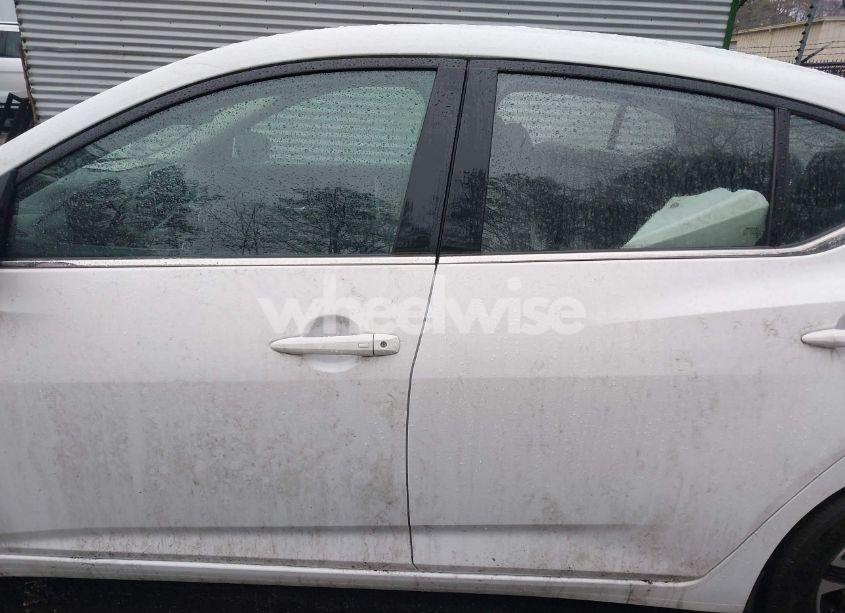 Photo 13 of 2024 Nissan Sentra SV XTRONIC CVT (VIN 3N1AB8CV6RY317291)