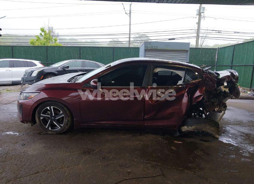 Photo 15 of 2024 Nissan Sentra SV XTRONIC CVT (VIN 3N1AB8CV6RY324029)