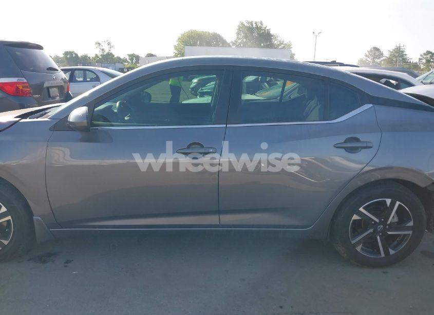 Photo 15 of 2024 Nissan Sentra SV XTRONIC CVT (VIN 3N1AB8CV6RY326105)