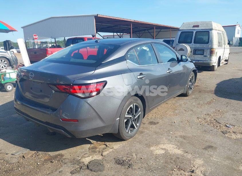 Photo 4 of 2025 Nissan Sentra SV (VIN 3N1AB8CV6SY275288)