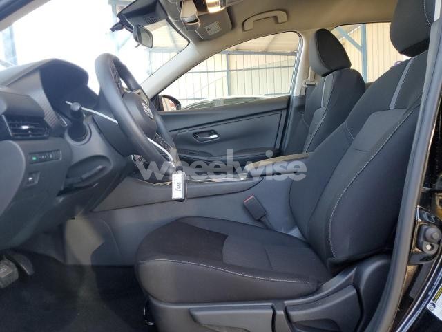 2025 NISSAN SENTRA SV (VIN 3N1AB8CV6SY308614) main photo