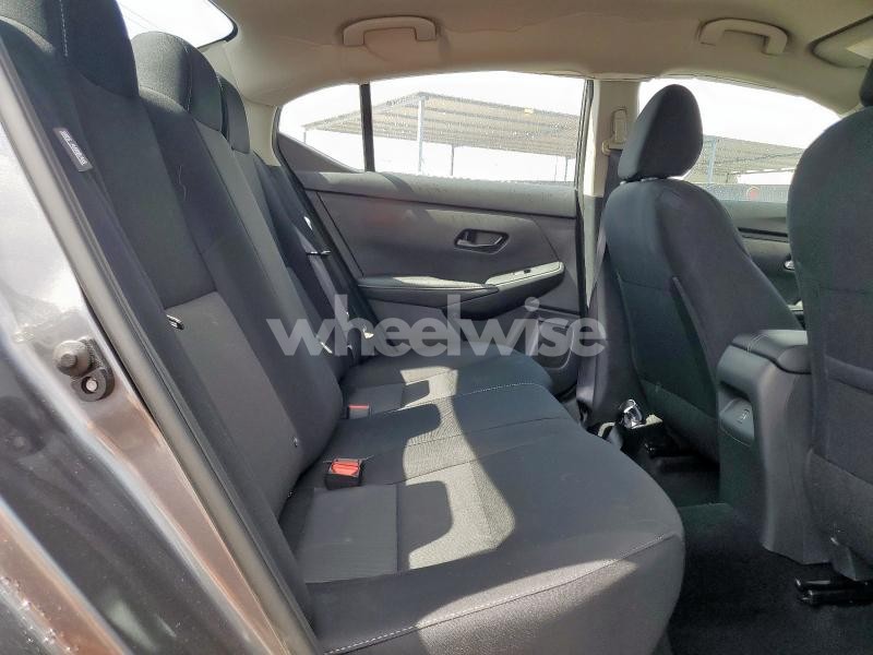 Photo 4 of 2025 NISSAN SENTRA SV (VIN 3N1AB8CV6SY381935)