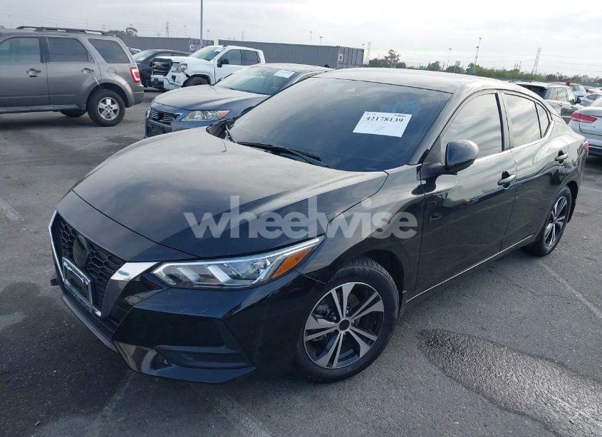 Photo 2 of 2022 Nissan Sentra SV XTRONIC CVT (VIN 3N1AB8CV7NY230672)