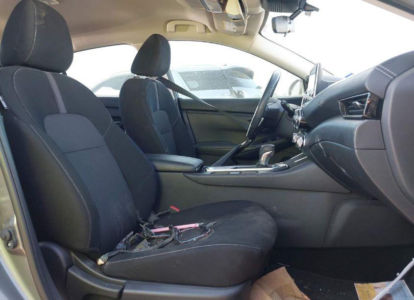 Photo 5 of 2022 Nissan Sentra SV XTRONIC CVT (VIN 3N1AB8CV7NY268502)