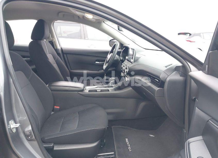 Photo 5 of 2023 Nissan Sentra SV XTRONIC CVT (VIN 3N1AB8CV7PY248754)