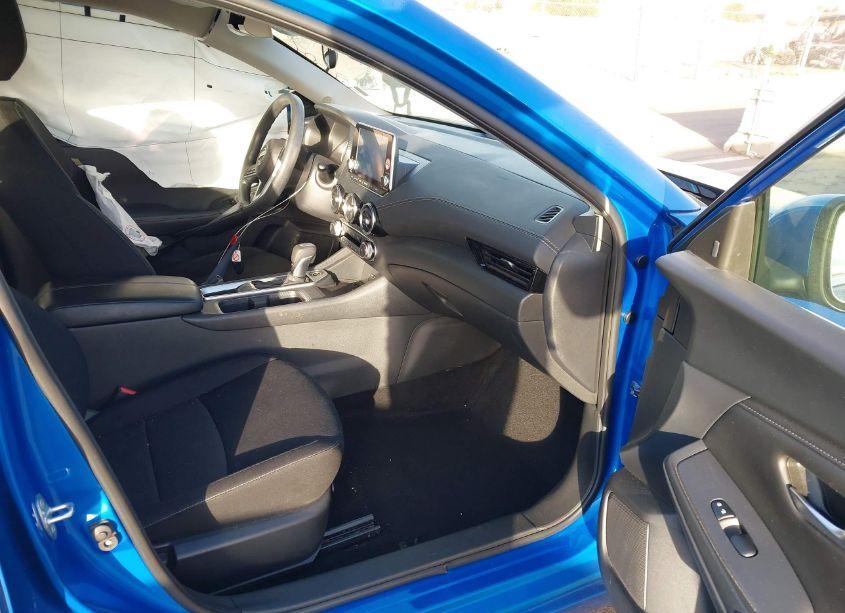 Photo 5 of 2023 Nissan Sentra SV XTRONIC CVT (VIN 3N1AB8CV7PY276943)