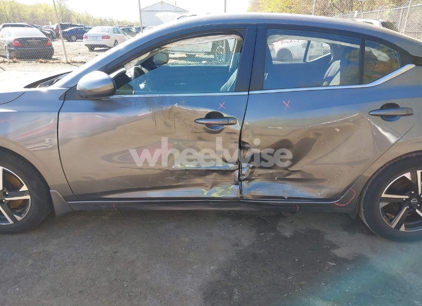 Photo 6 of 2024 Nissan Sentra SV XTRONIC CVT (VIN 3N1AB8CV7RY218656)