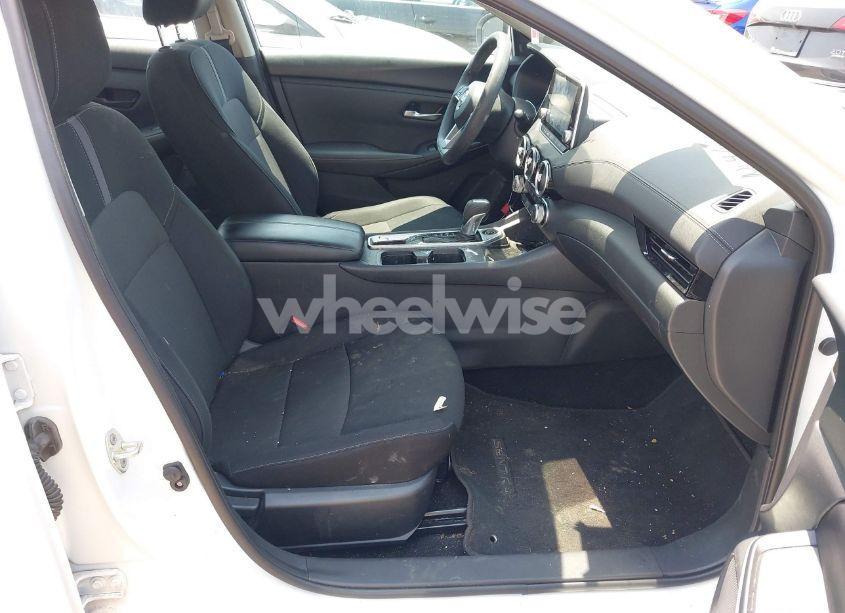 Photo 5 of 2024 Nissan Sentra SV XTRONIC CVT (VIN 3N1AB8CV7RY219189)