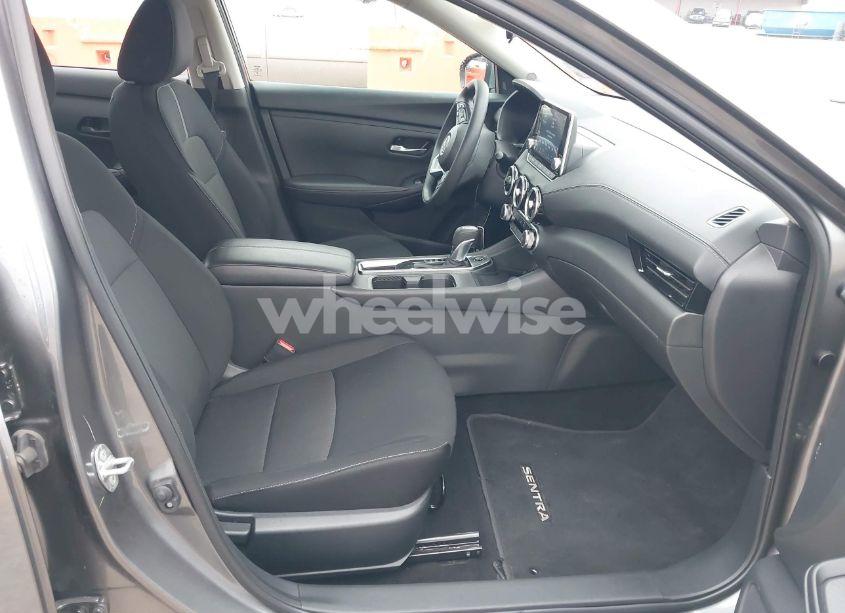 Photo 5 of 2024 Nissan Sentra SV XTRONIC CVT (VIN 3N1AB8CV7RY234226)