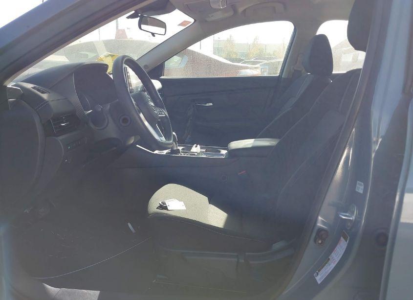 Photo 5 of 2024 Nissan Sentra SV XTRONIC CVT (VIN 3N1AB8CV7RY267601)