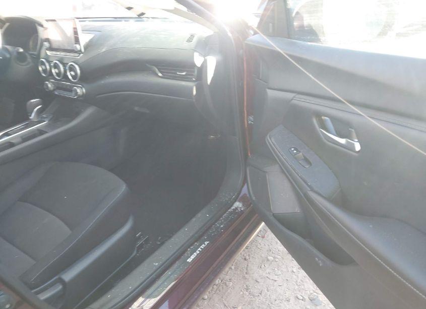 Photo 5 of 2024 Nissan Sentra SV XTRONIC CVT (VIN 3N1AB8CV7RY289002)