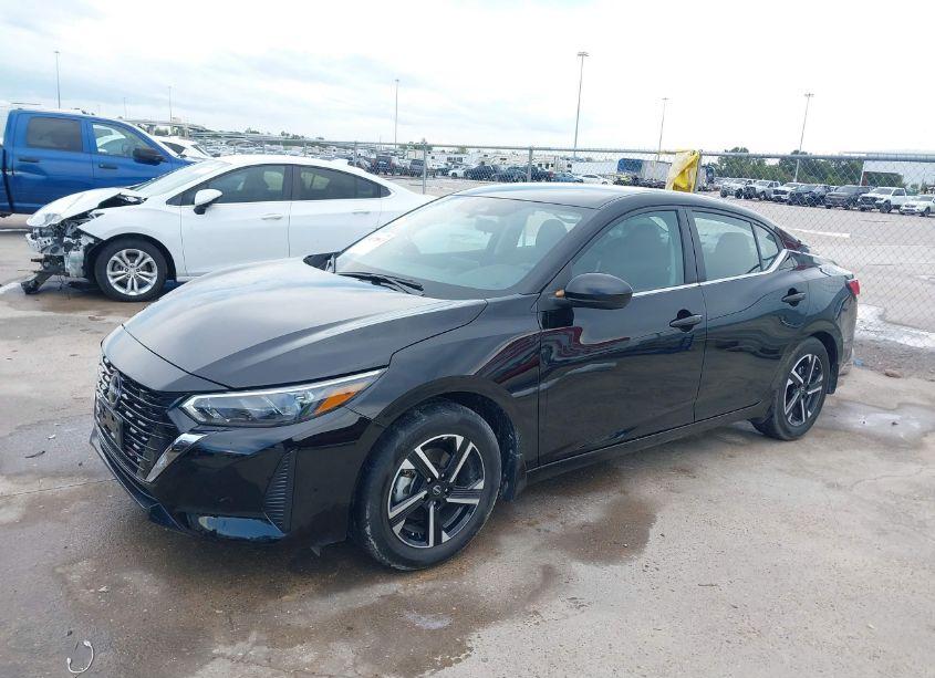 Photo 2 of 2024 Nissan Sentra SV XTRONIC CVT (VIN 3N1AB8CV7RY361977)