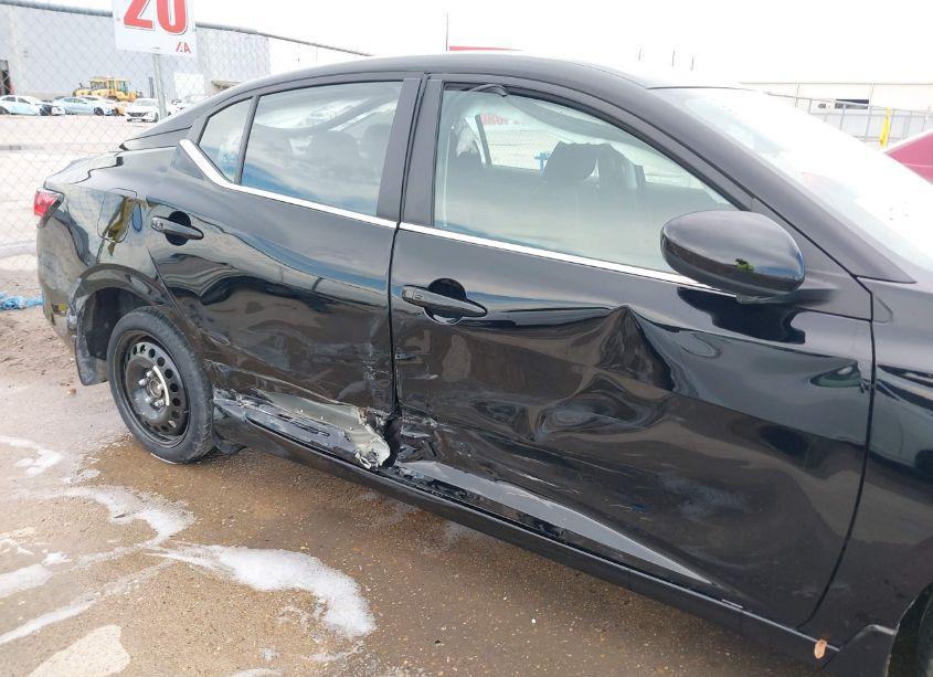 Photo 6 of 2024 Nissan Sentra SV XTRONIC CVT (VIN 3N1AB8CV7RY361977)