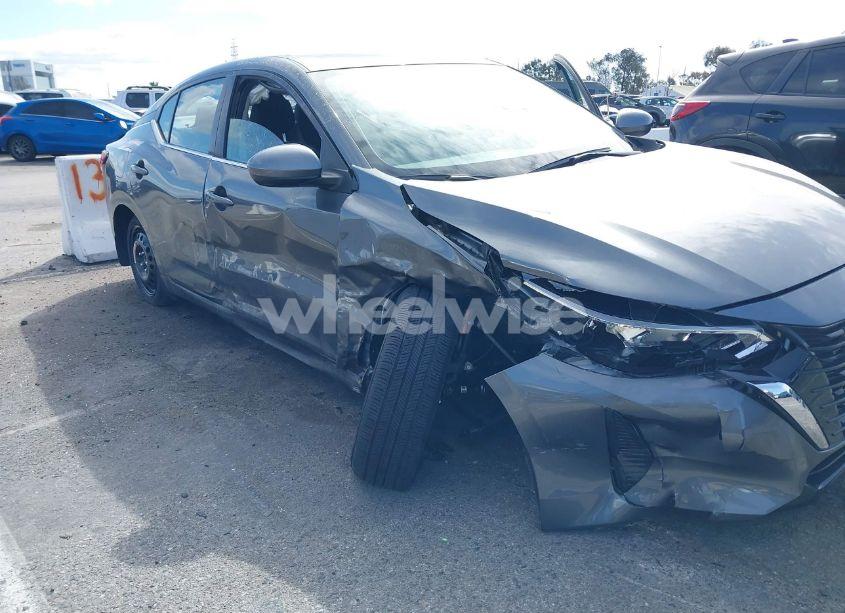 Photo 6 of 2025 Nissan Sentra SV (VIN 3N1AB8CV7SY259875)