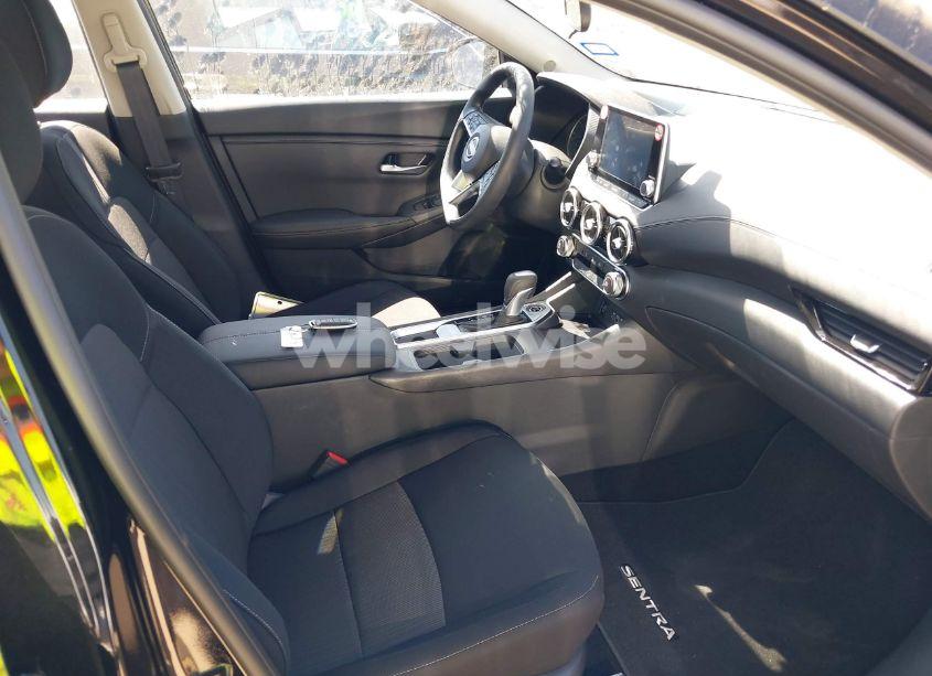 Photo 5 of 2025 Nissan Sentra SV (VIN 3N1AB8CV7SY312199)