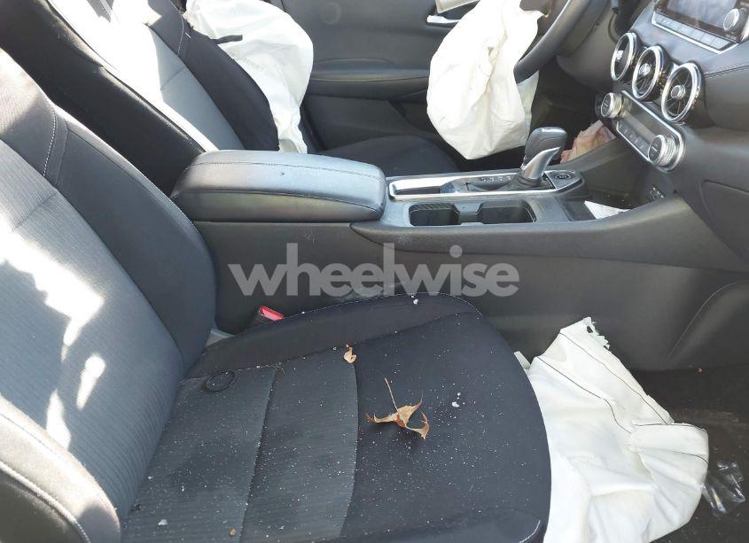 Photo 5 of 2020 Nissan Sentra SV XTRONIC CVT (VIN 3N1AB8CV8LY259966)