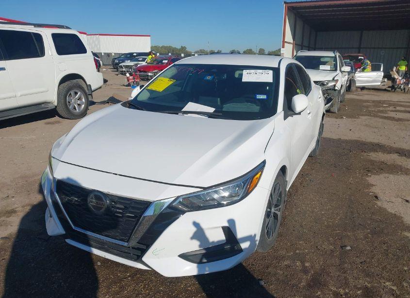 Photo 2 of 2020 Nissan Sentra SV XTRONIC CVT (VIN 3N1AB8CV8LY295575)