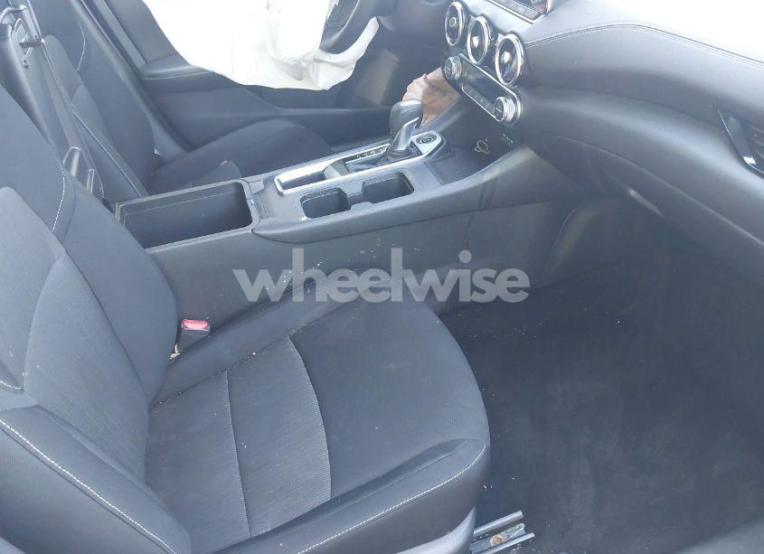 Photo 5 of 2021 Nissan Sentra SV XTRONIC CVT (VIN 3N1AB8CV8MY218724)