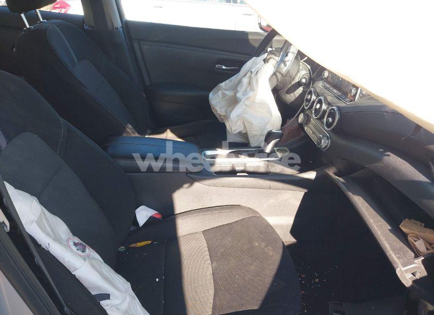 Photo 5 of 2021 Nissan Sentra SV XTRONIC CVT (VIN 3N1AB8CV8MY249410)