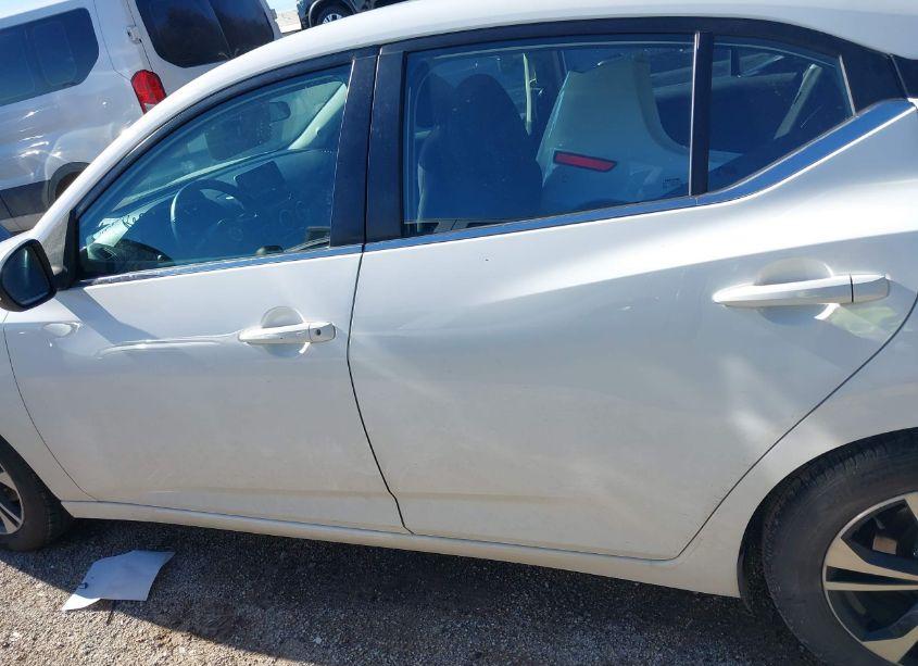 Photo 14 of 2021 Nissan Sentra SV XTRONIC CVT (VIN 3N1AB8CV8MY293908)