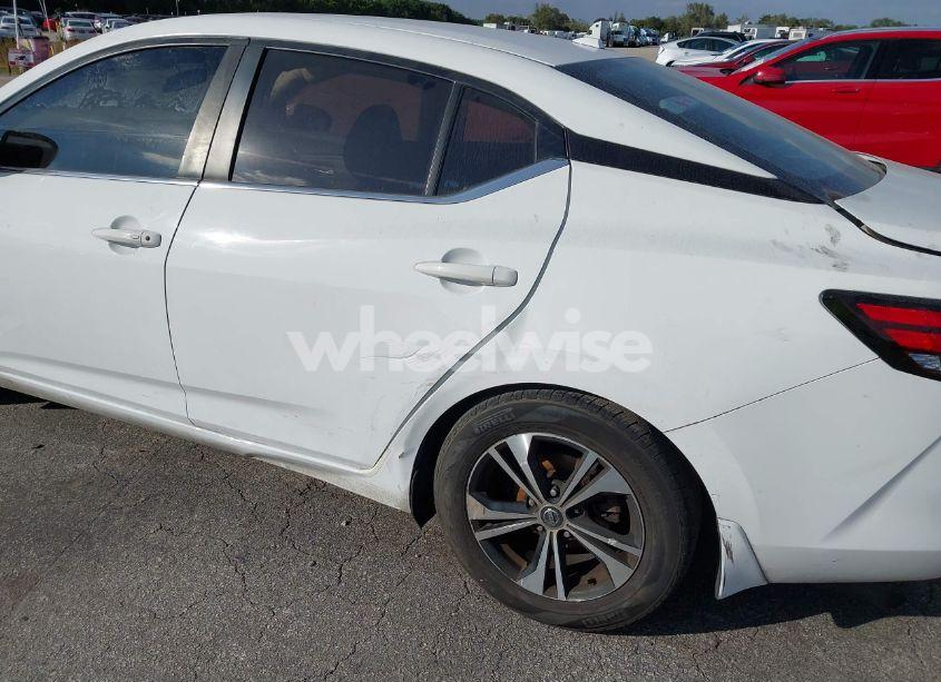 Photo 18 of 2022 Nissan Sentra SV XTRONIC CVT (VIN 3N1AB8CV8NY202797)