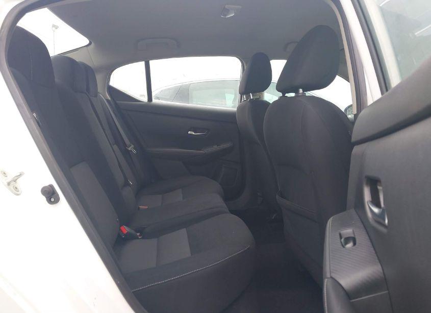 Photo 5 of 2022 Nissan Sentra SV XTRONIC CVT (VIN 3N1AB8CV8NY224752)