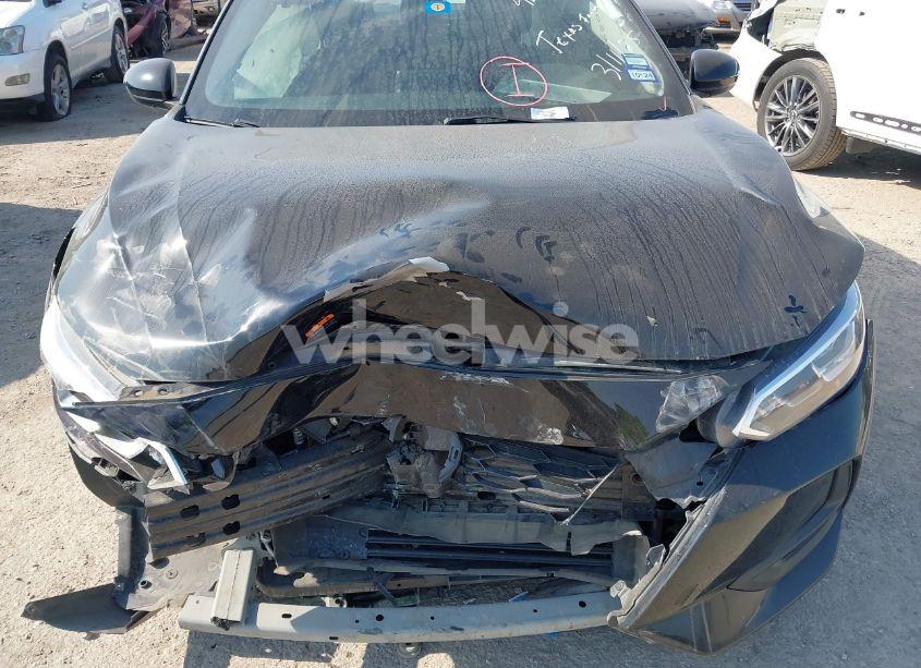 Photo 6 of 2022 Nissan Sentra SV XTRONIC CVT (VIN 3N1AB8CV8NY231605)